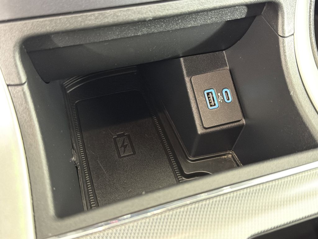 used 2021 Ford Edge car, priced at $20,900