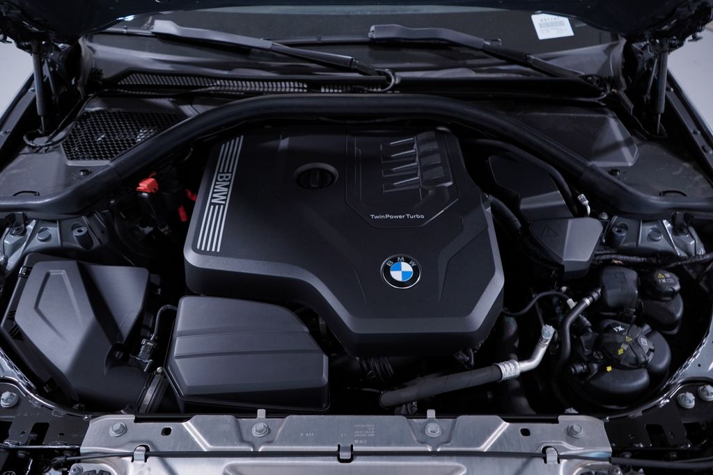 Thumbnail: 2024 BMW 3 Series - 23