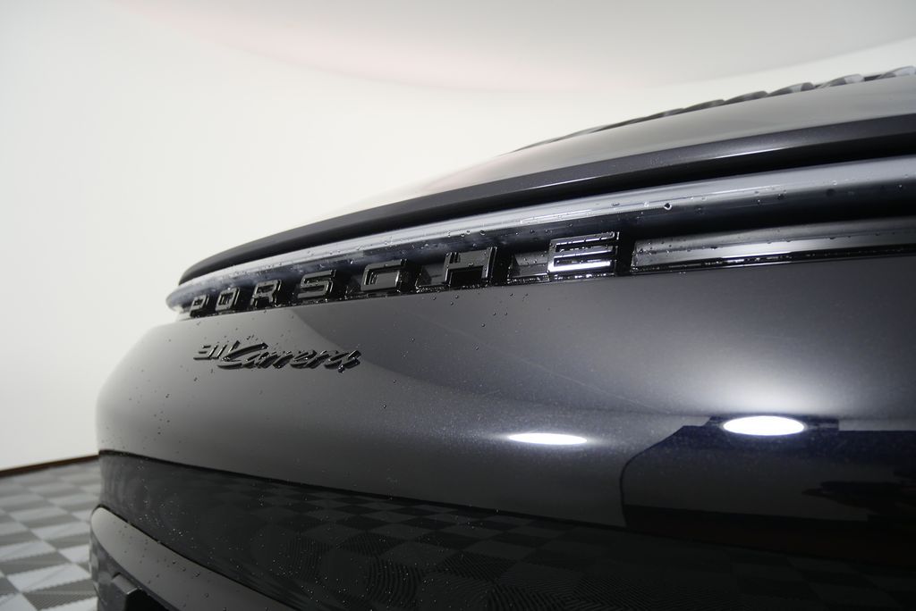 Thumbnail: 2022 Porsche 911 - 6