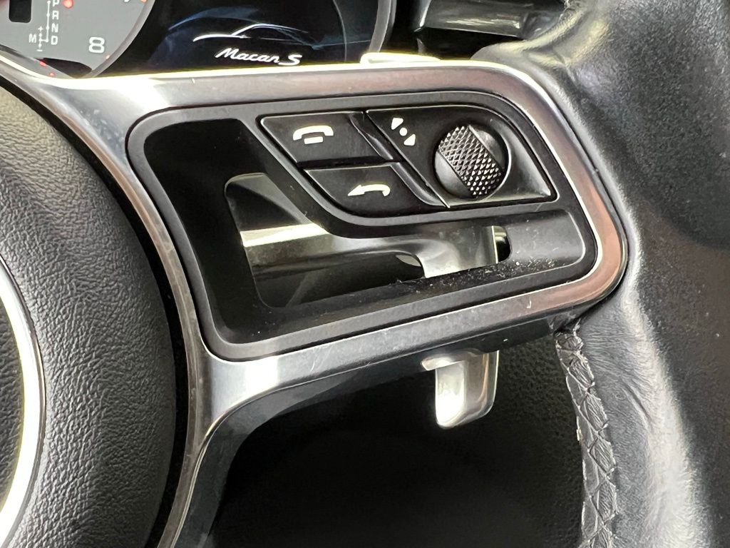 Thumbnail: 2019 Porsche Macan - 8