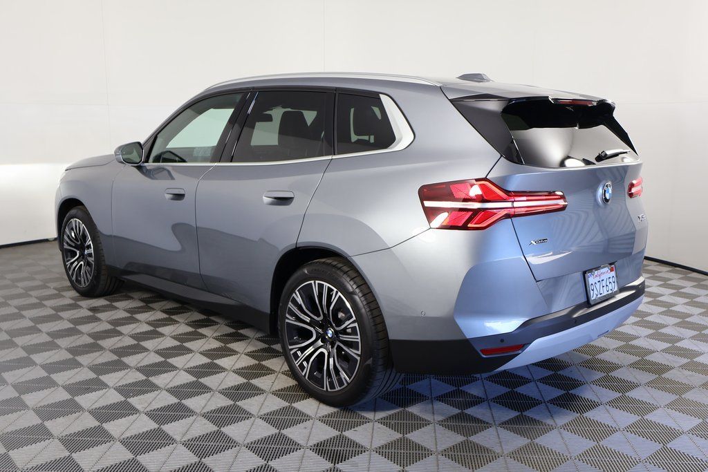 Thumbnail: 2025 BMW X3 - 6