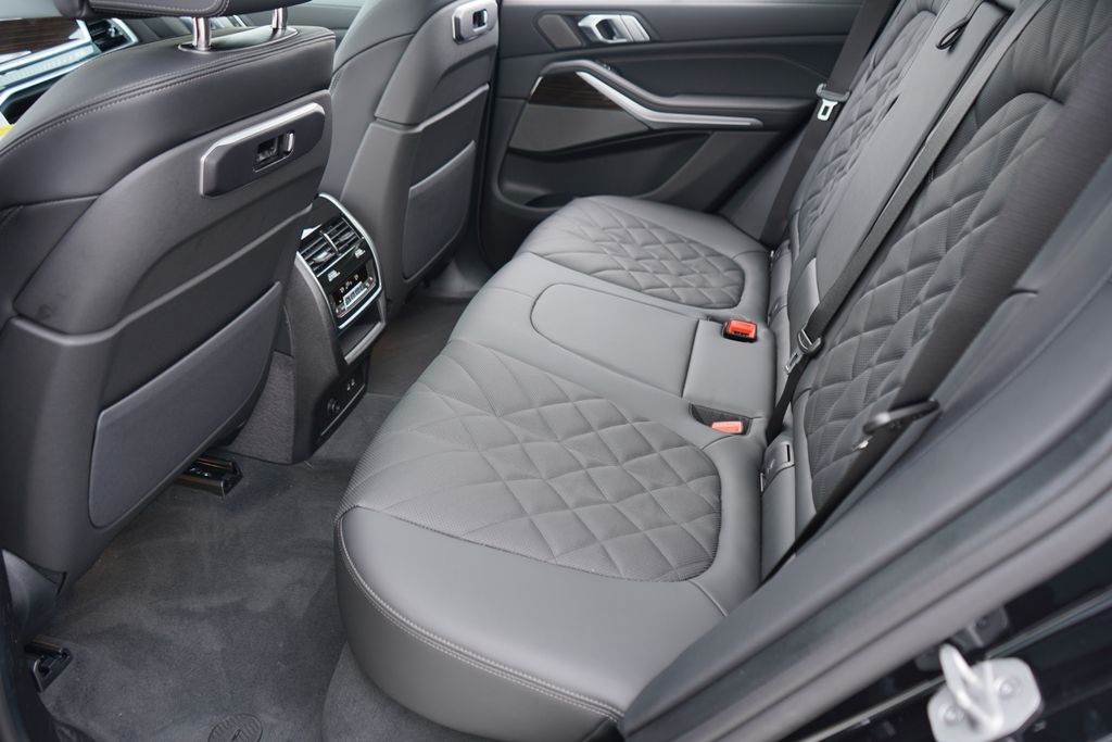 Thumbnail: 2026 BMW X5 - 19