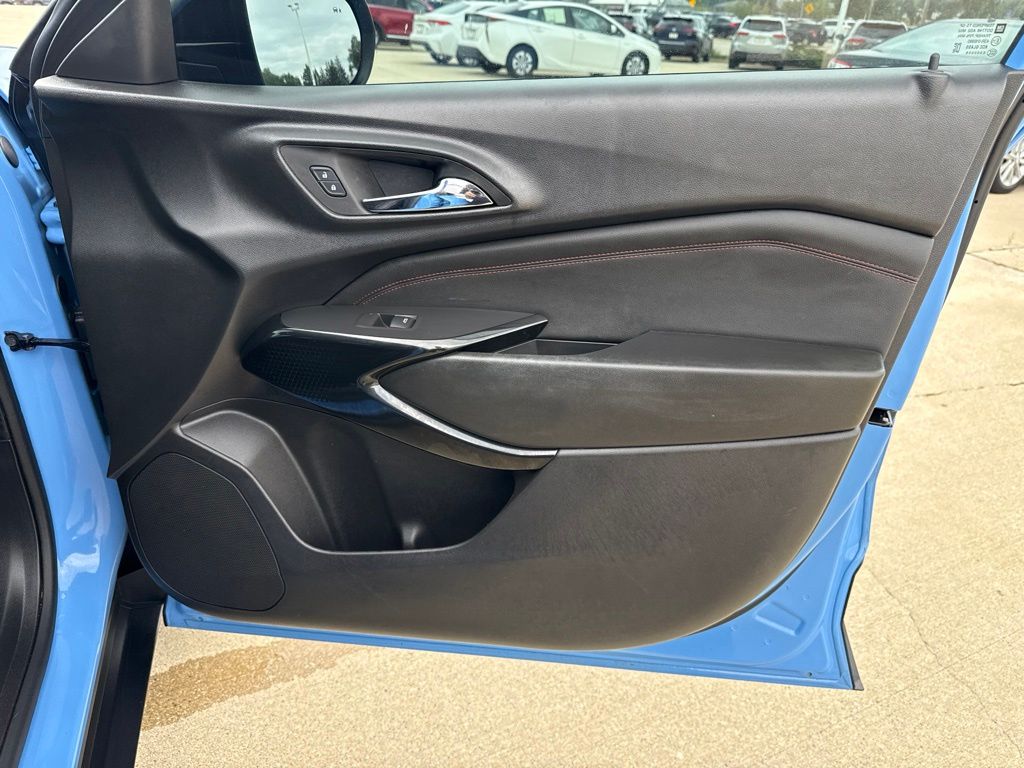Used 2024 Chevrolet Trax SUV