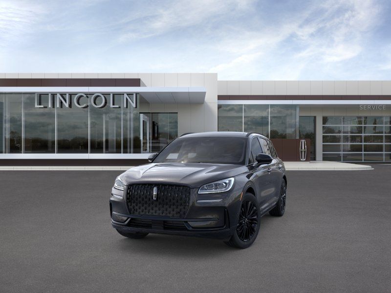 New 2026 Infinite Black Metallic Clearcoat Lincoln Grand Touring image 2