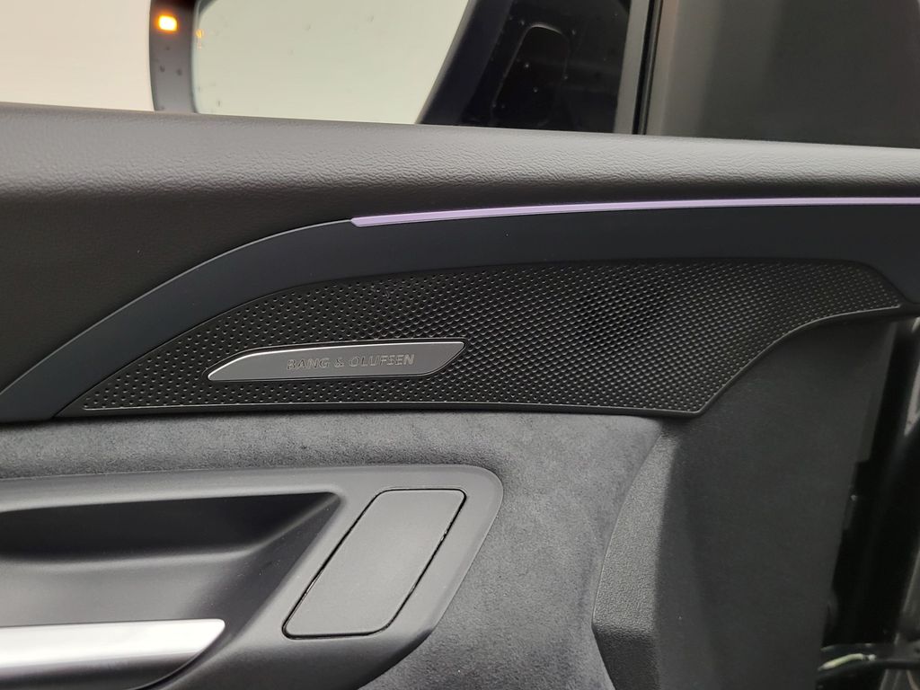 Thumbnail: 2026 Audi SQ5 - 28