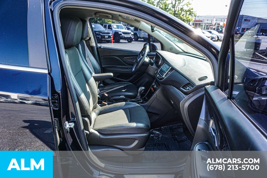 Used 2021 Blue Buick Preferred image 22