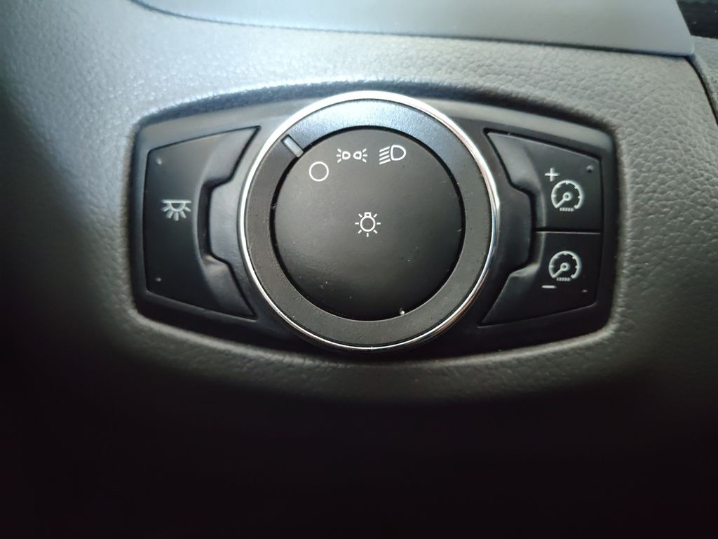 Used Car 2013 Ford Edge  Se For Sale Under $10,000 In Austin, Texas