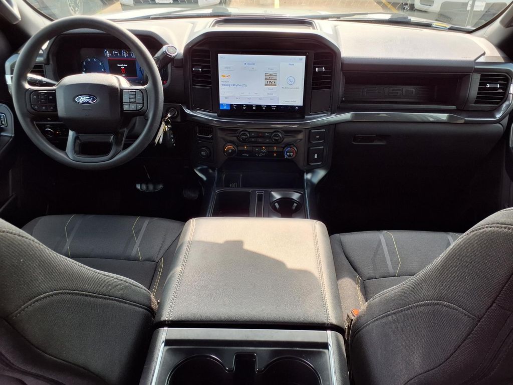 2025 Ford F-150 STX - 8