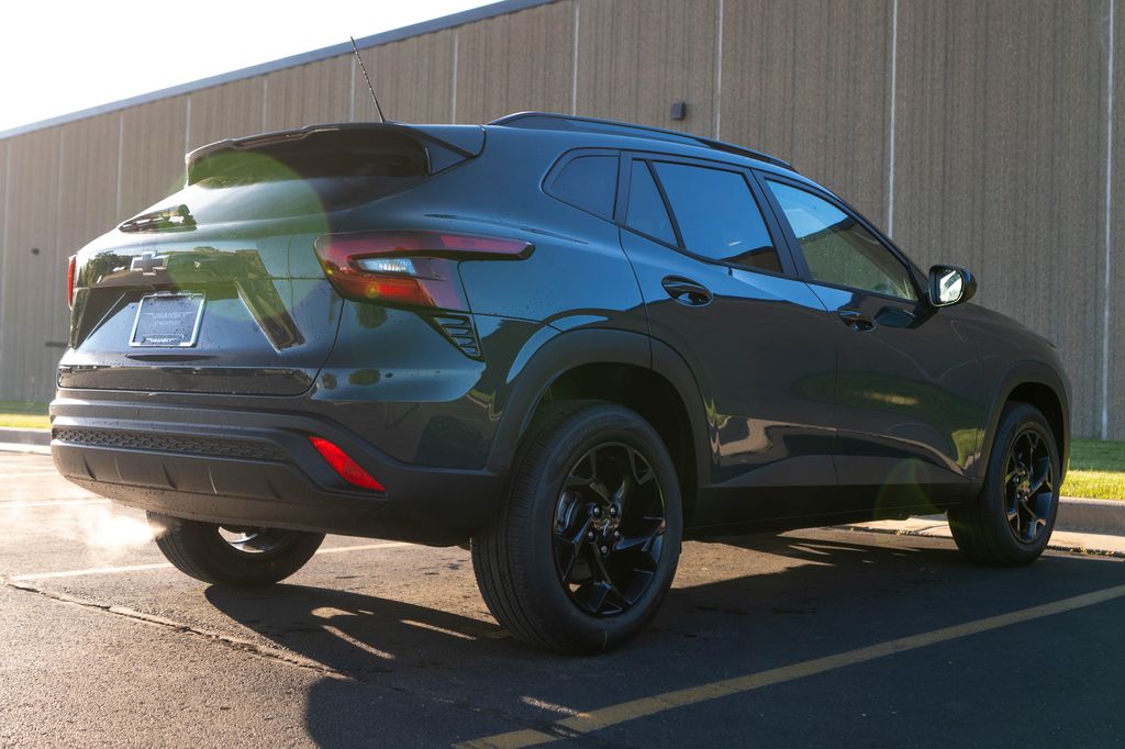 2026 Chevrolet Trax LT - Photo 8