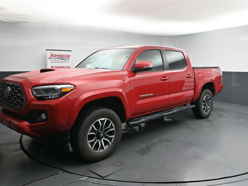 View vehicle photo 4
