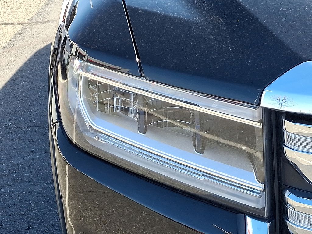 Thumbnail: 2023 GMC Acadia - 9