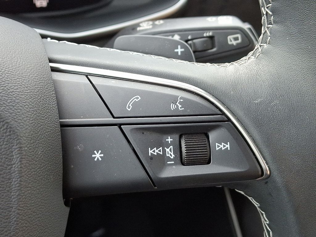 Thumbnail: 2025 Audi Q7 - 23