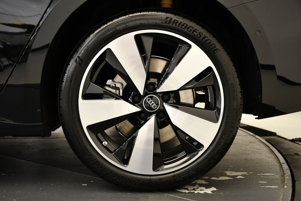 Thumbnail: 2025 Audi A5 - 14