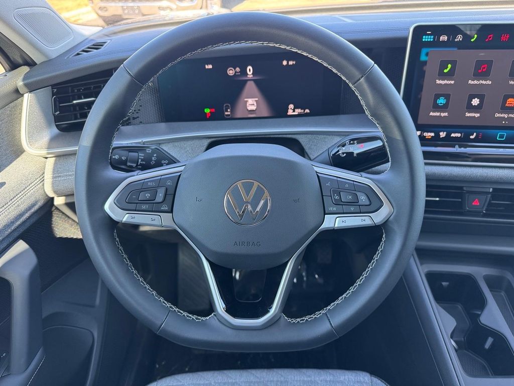 New 2026 Platinum Gray Metallic Volkswagen 2.0T S image 9