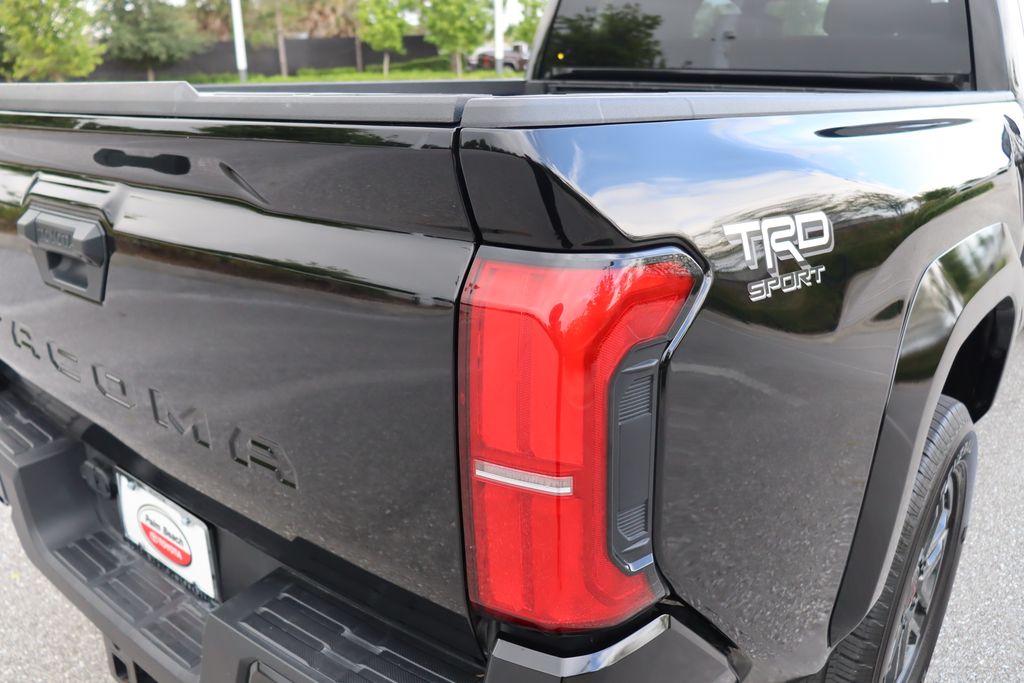 2024 Toyota Tacoma TRD Sport 9