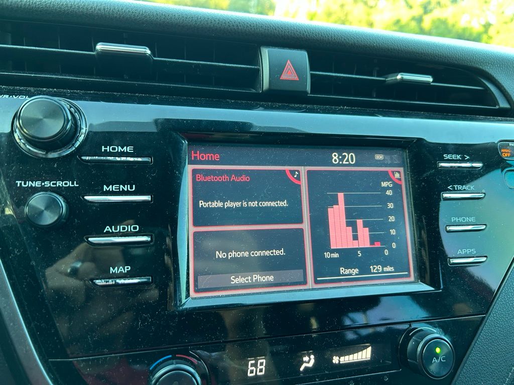 Thumbnail: 2019 Toyota Camry - 24