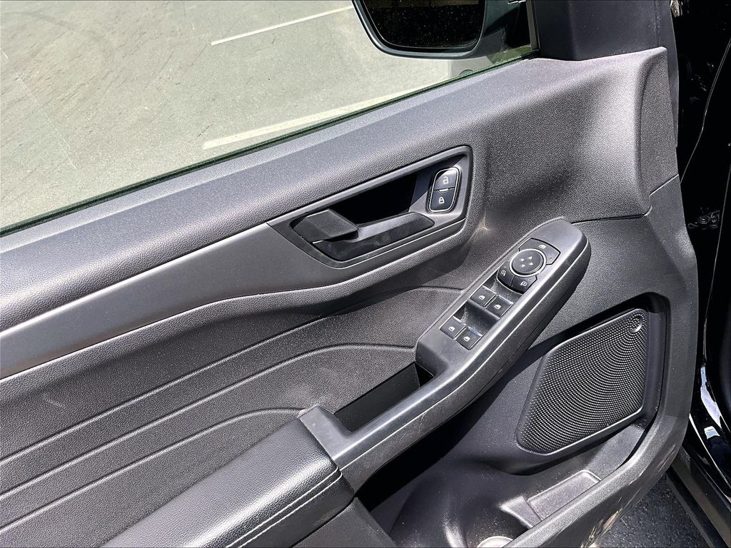 2023 Ford Escape — photo 11