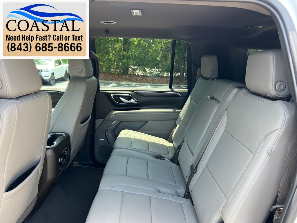 2023 Chevrolet Suburban LT White at Bob King Buick GMC