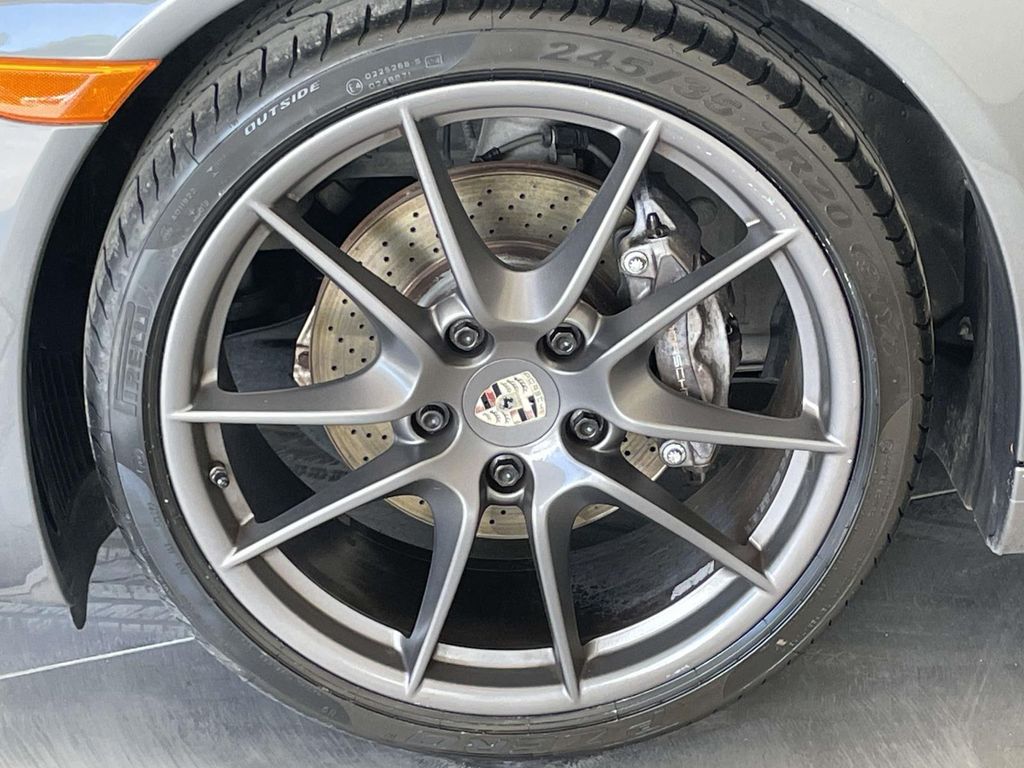 2013 Porsche 911 Carrera - 10
