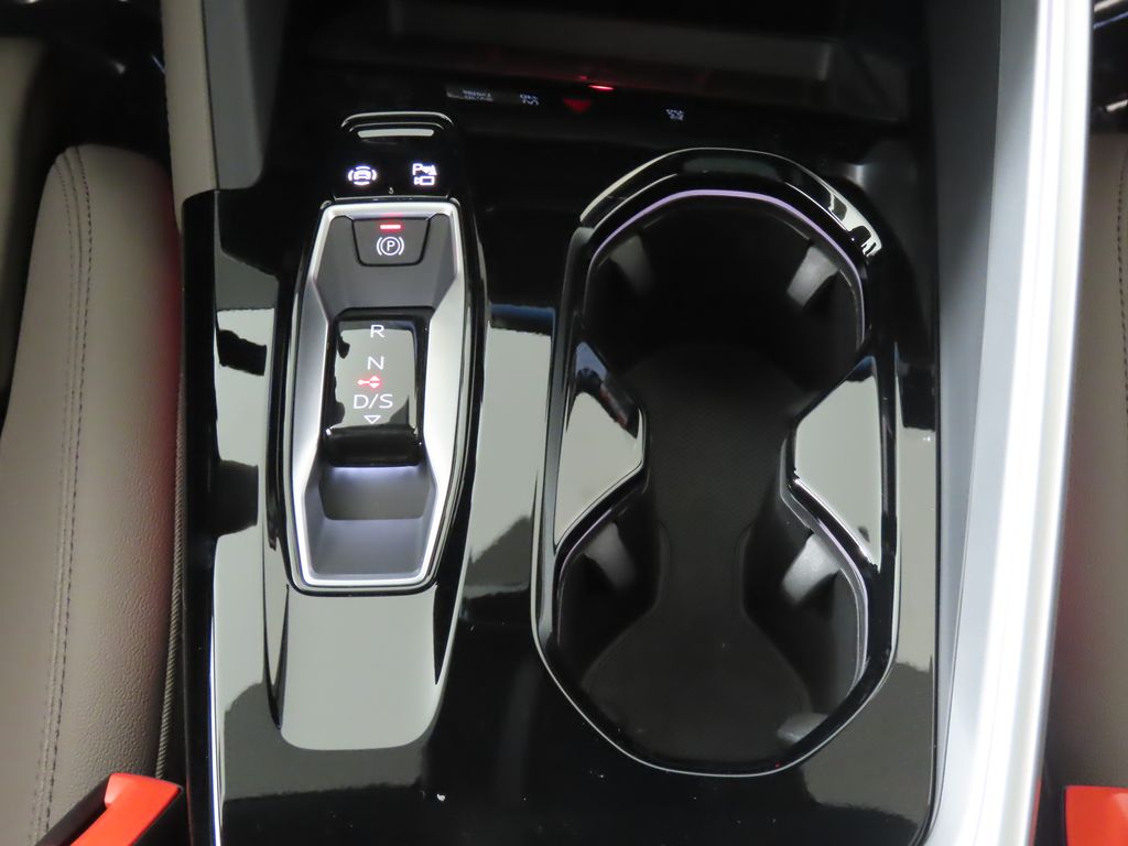 Thumbnail: 2025 Audi Q5 - 21