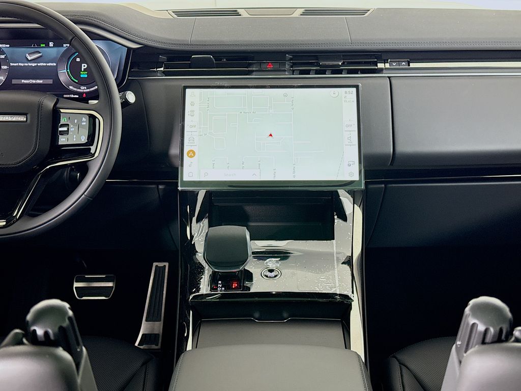 Thumbnail: 2026 Land Rover Range Rover Sport - 15