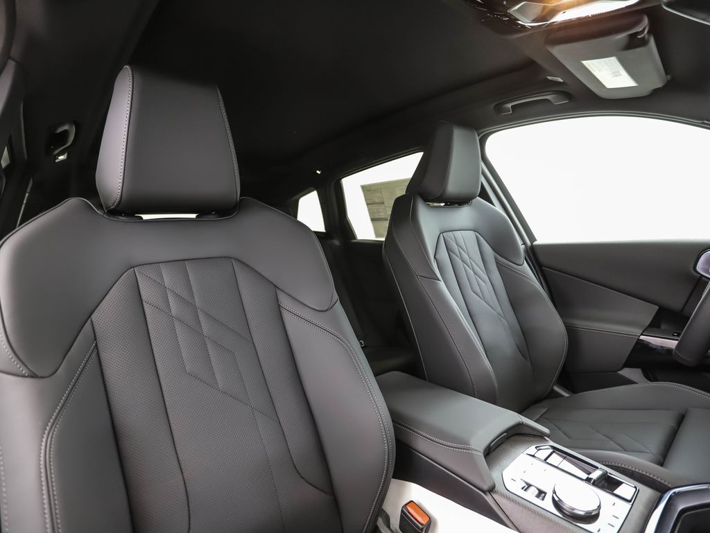 Thumbnail: 2026 BMW X3 - 32