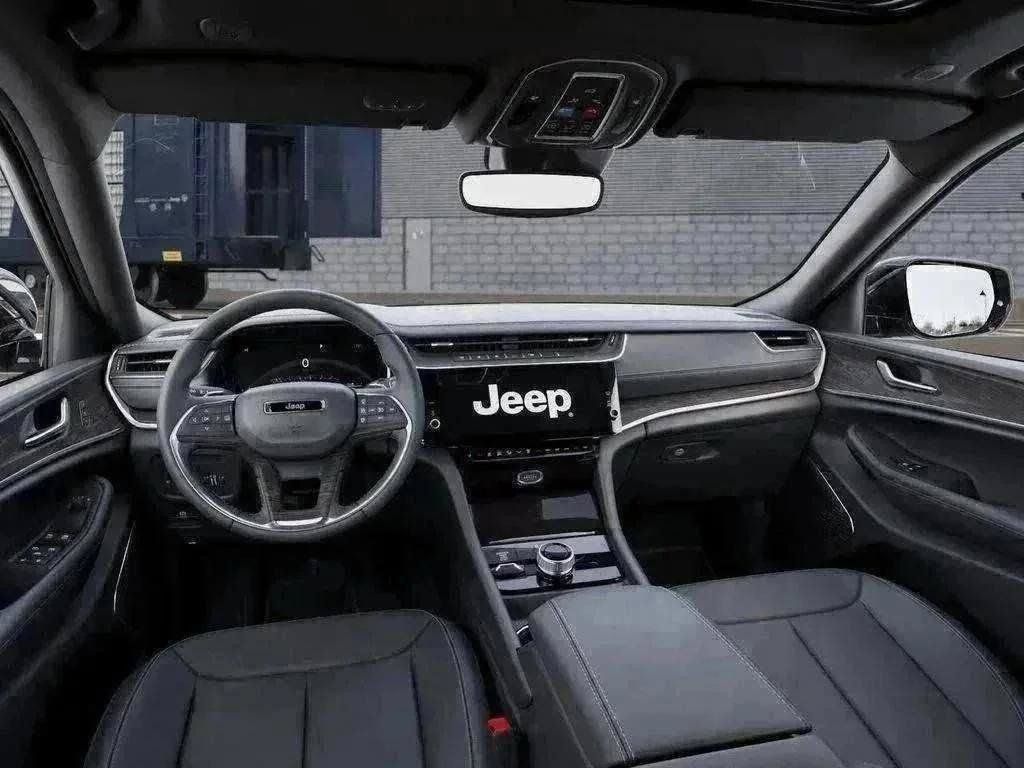 New 2026 Jeep Grand Cherokee SUV