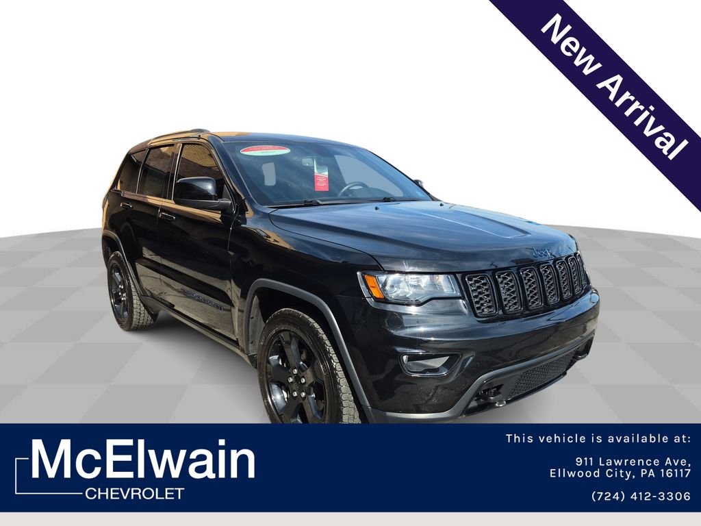 Diamond Black Crystal Pearlcoat 2018 Jeep Grand Cherokee SUV / Crossover Four-Wheel Drive 8-Speed Automatic