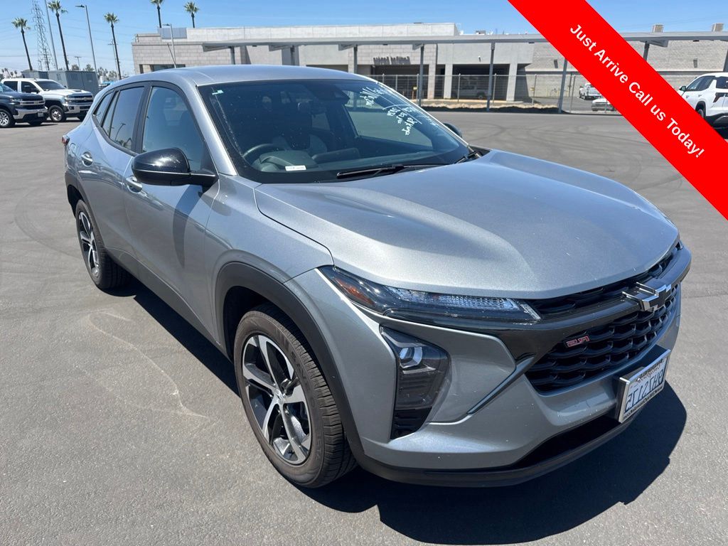 Sterling Gray Metallic 2024 Chevrolet Trax SUV / Crossover Front-Wheel Drive 6-Speed Automatic