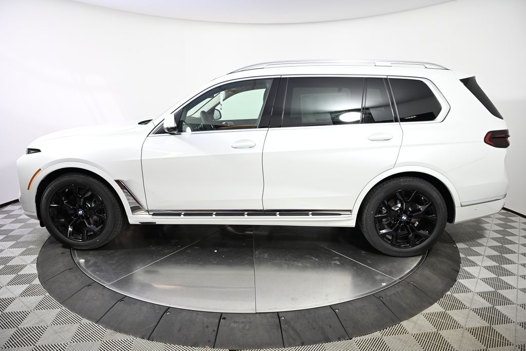 Thumbnail: 2026 BMW X7 - 2
