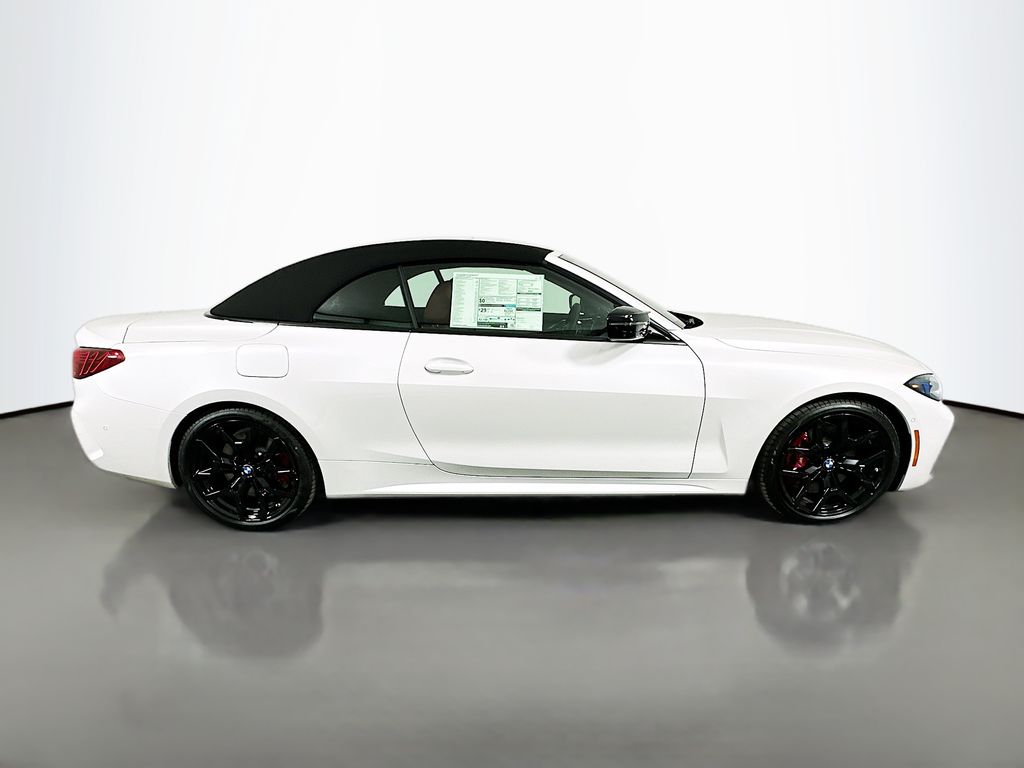 Thumbnail: 2026 BMW 4 Series - 4