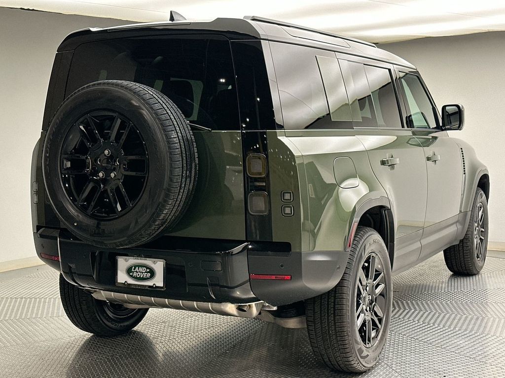 Thumbnail: 2026 Land Rover Defender - 4