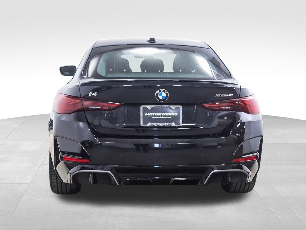 Thumbnail: 2026 BMW i4 - 4