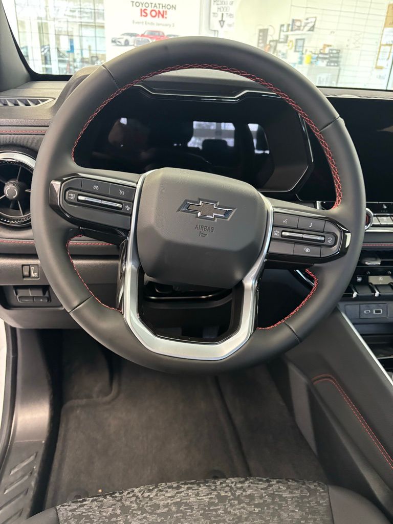 2026 Chevrolet Colorado Z71 - Photo 12