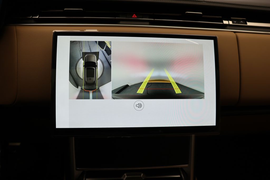 Thumbnail: 2026 Land Rover Range Rover - 15