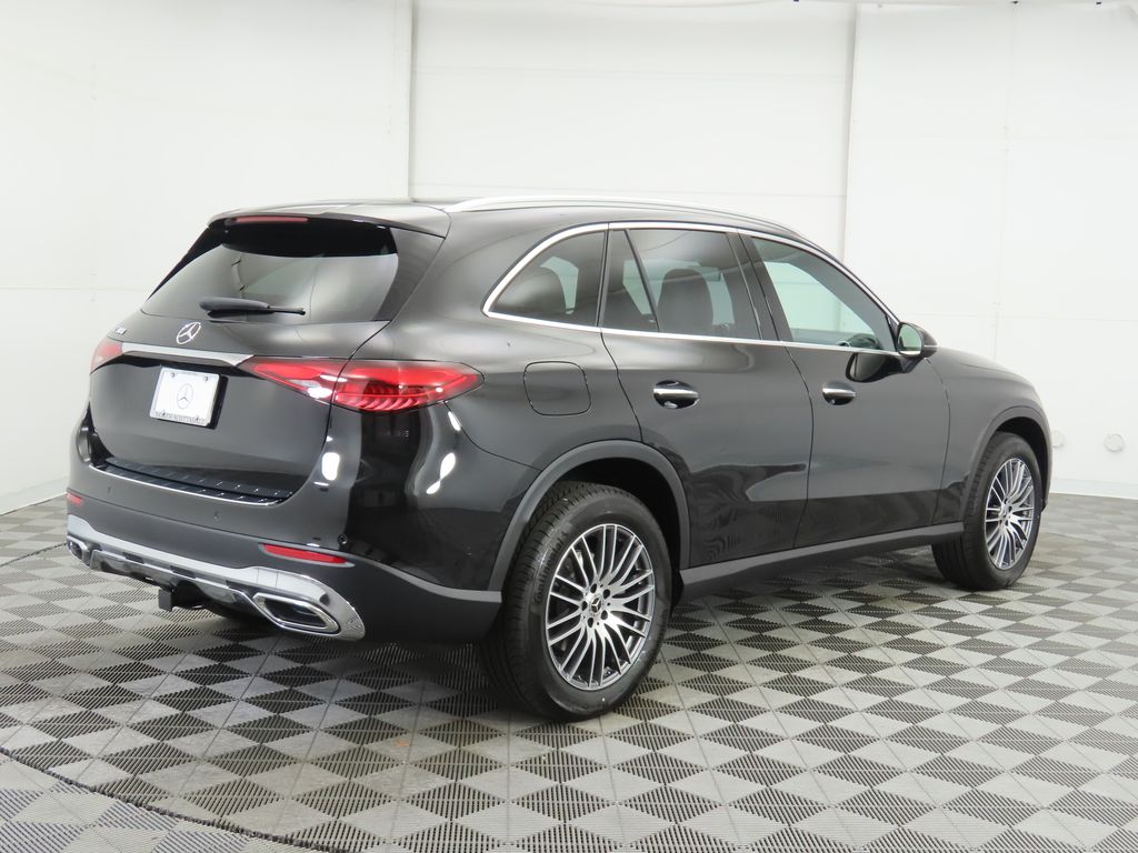2024 Mercedes-Benz GLC 300 5