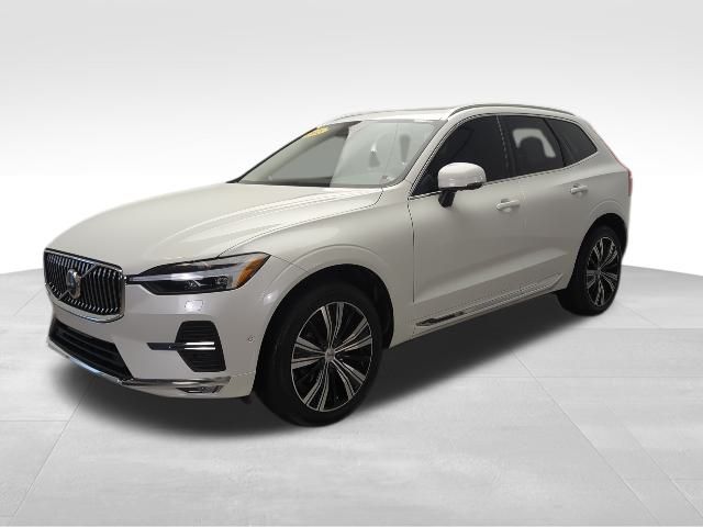 2023 Volvo XC60 B5 Plus Bright Theme