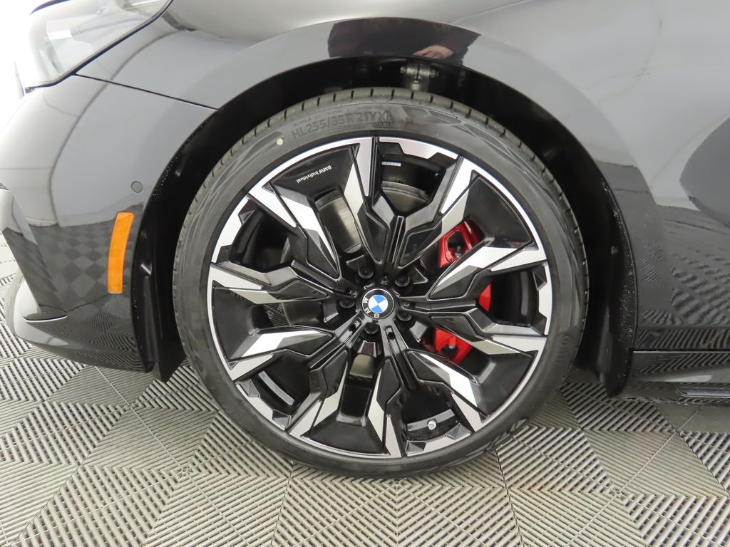 Thumbnail: 2026 BMW i5 - 29