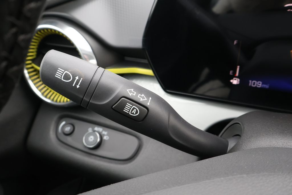 Thumbnail: 2026 Chevrolet Trax - 23