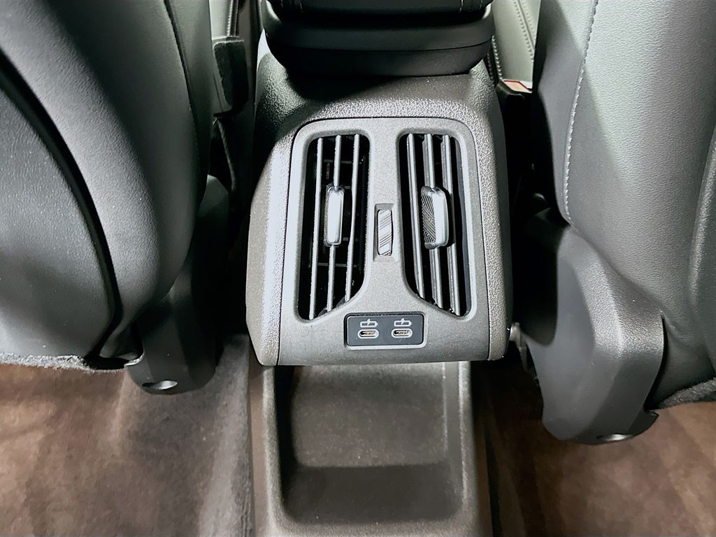 Thumbnail: 2025 BMW X1 - 25