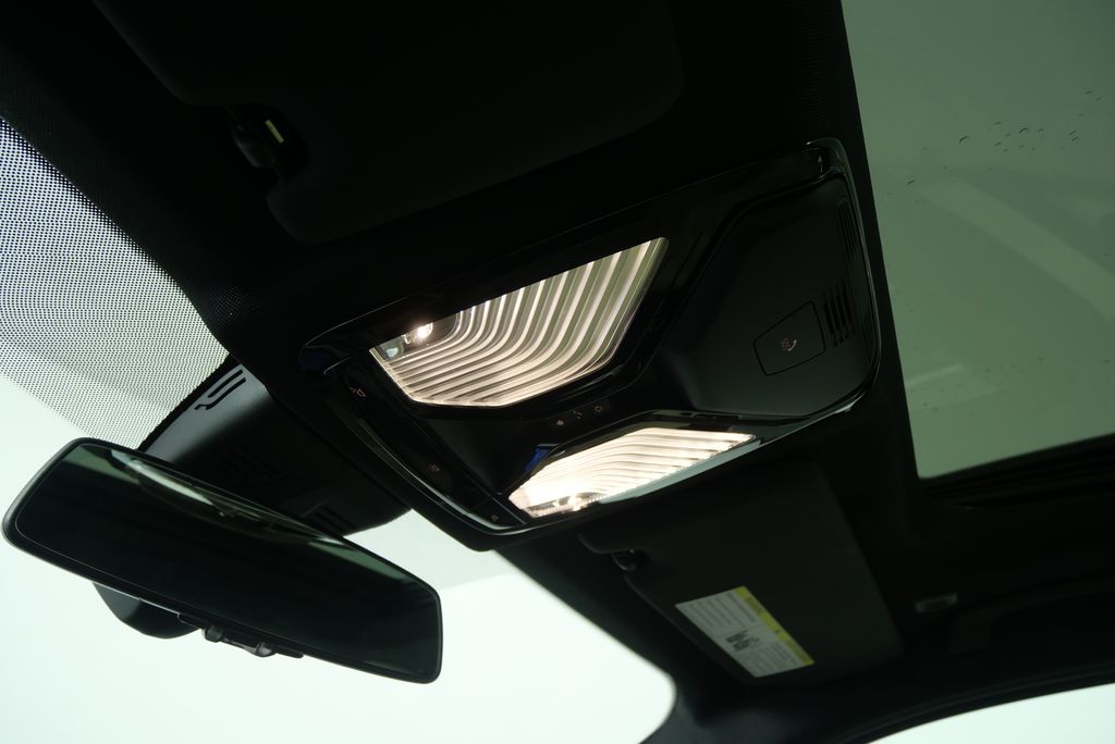 2022 BMW 3 Series 330i xDrive 21
