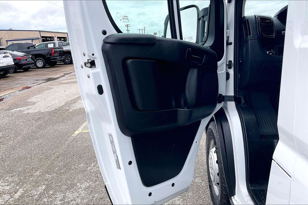 Used 2023 Ram ProMaster 2500 High Roof 3D Cargo Van