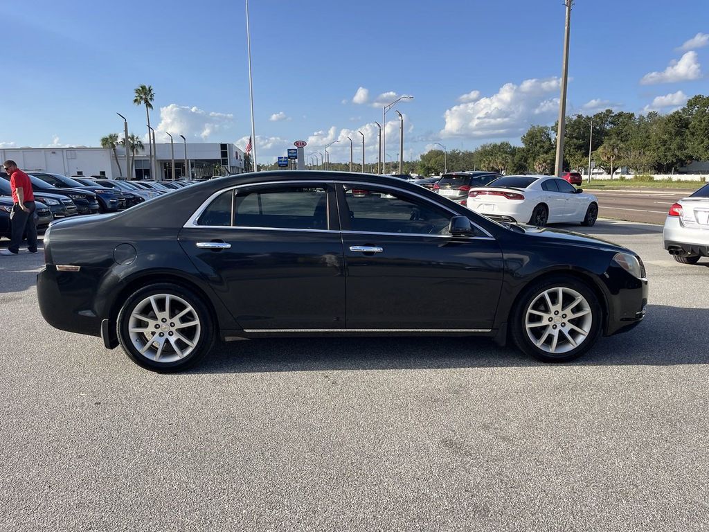 2010 Chevrolet Malibu LTZ 3