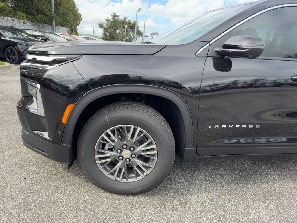 2024 Chevrolet Traverse LT 11