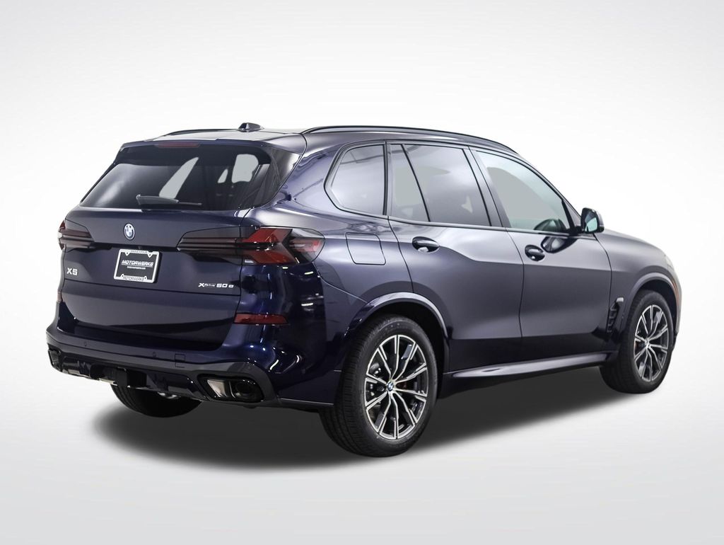 Thumbnail: 2026 BMW X5 - 5