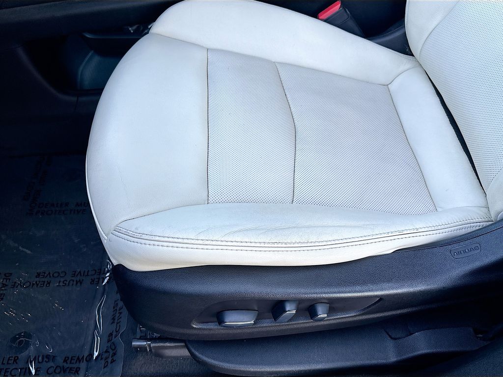 Used 2020 Gray Cadillac Sport image 20