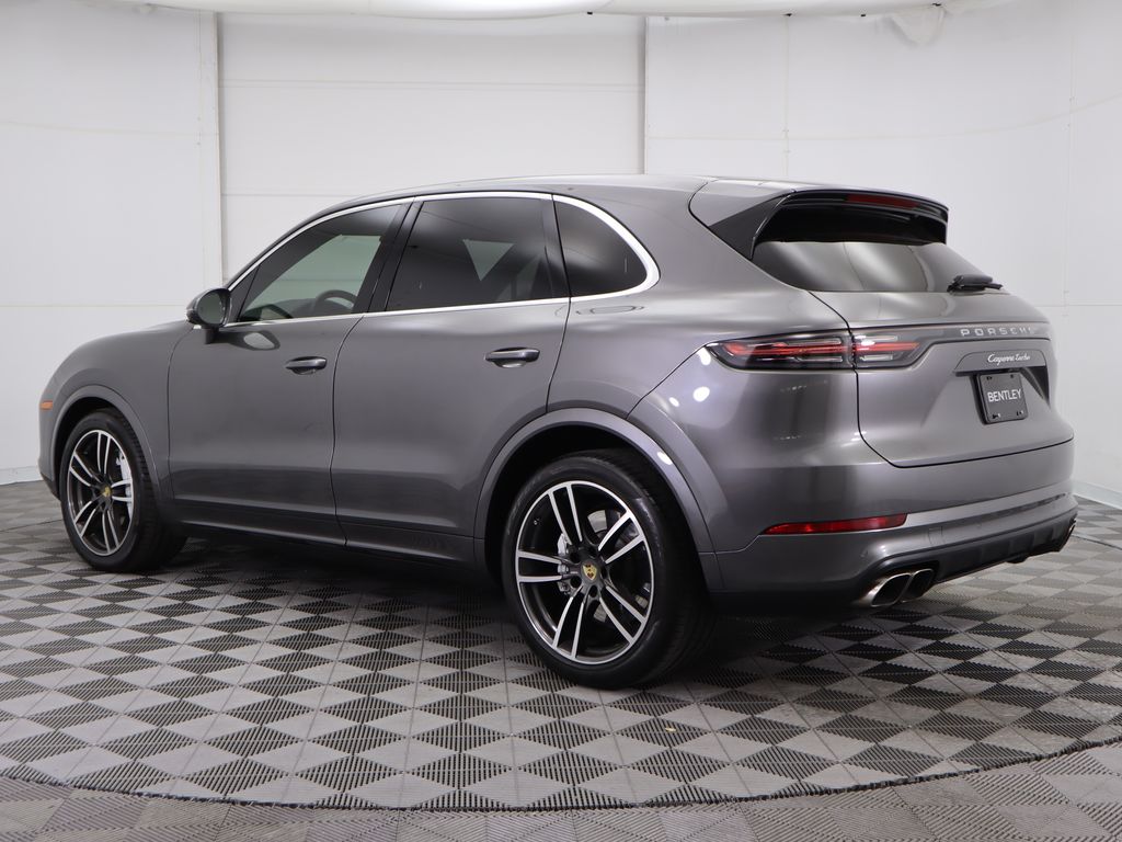 2019 Porsche Cayenne Turbo 7