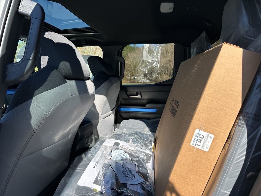 Tacoma i-FORCE MAX TRD Sport