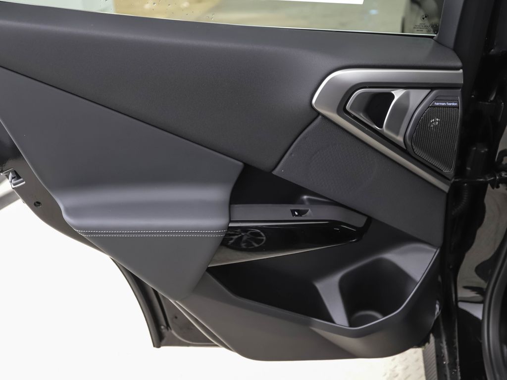 Thumbnail: 2026 BMW X3 - 19