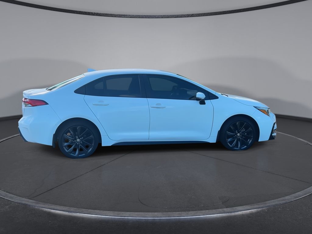 Thumbnail: 2024 Toyota Corolla - 9